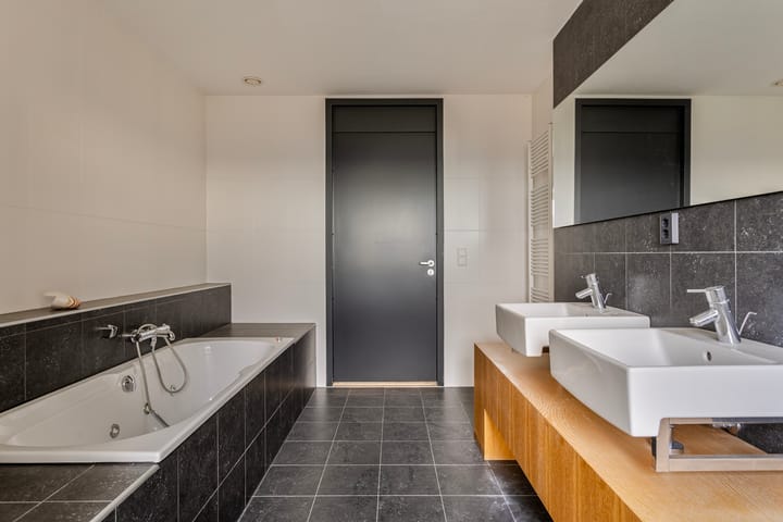 Foto 32 van Westpoint 155