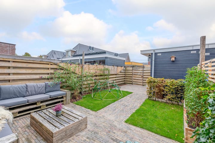 Foto 4 van Hoefsmid 16