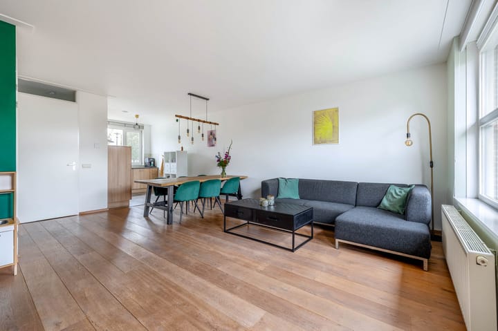 Foto 10 van Hoefsmid 16