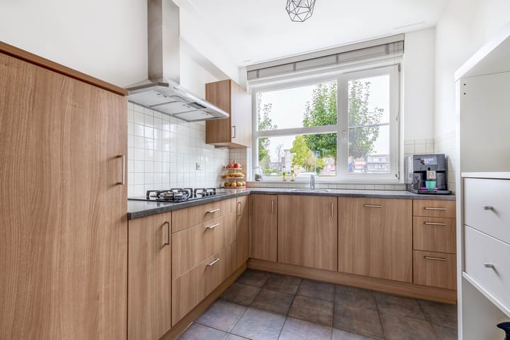 Foto 13 van Hoefsmid 16