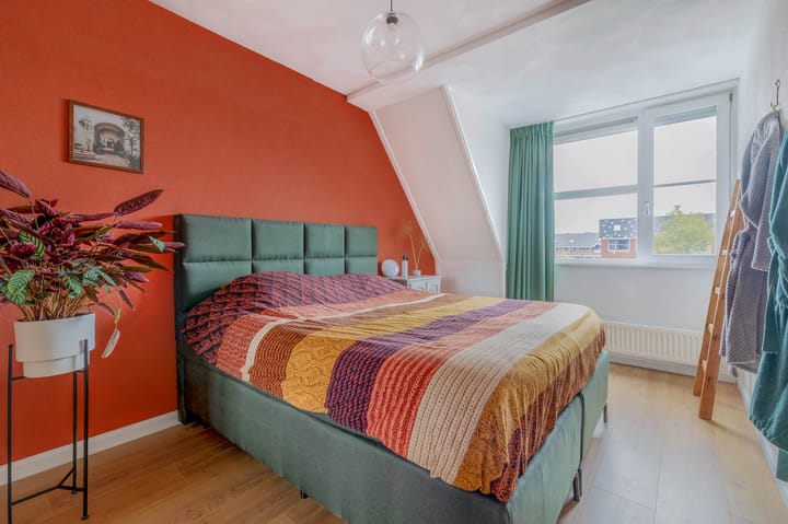 Foto 18 van Hoefsmid 16