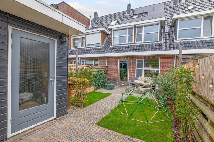 Foto 29 van Hoefsmid 16