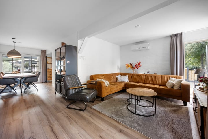 Photo 6 of Boterbloem 10