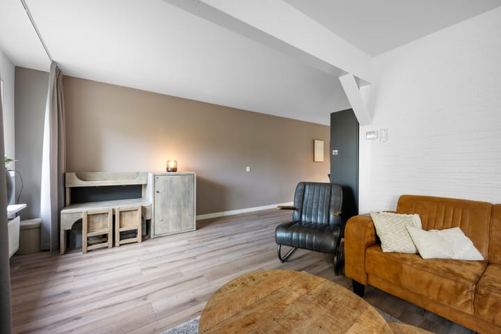 Photo 7 of Boterbloem 10