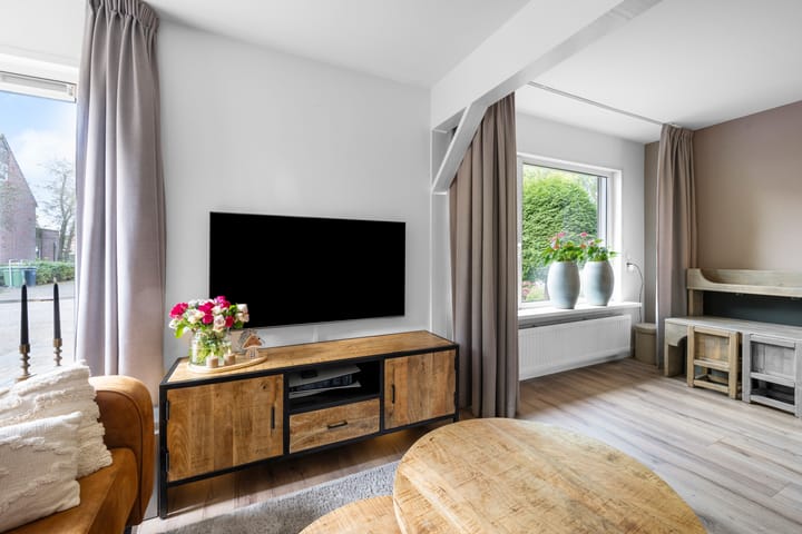 Photo 8 of Boterbloem 10