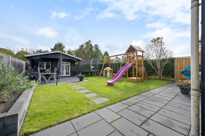 Photo 35 of Boterbloem 10