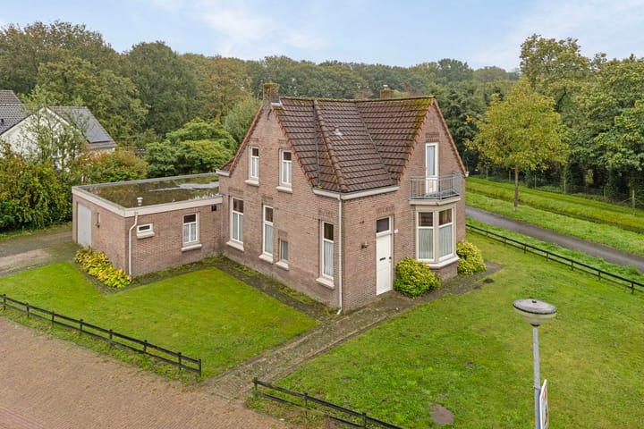 Foto 1 van Meerstraat 9