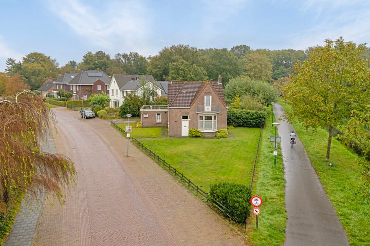 Foto 2 van Meerstraat 9