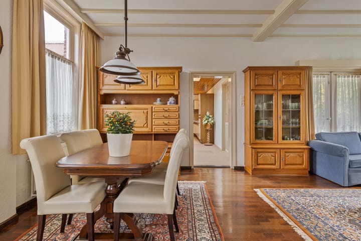 Foto 15 van Meerstraat 9