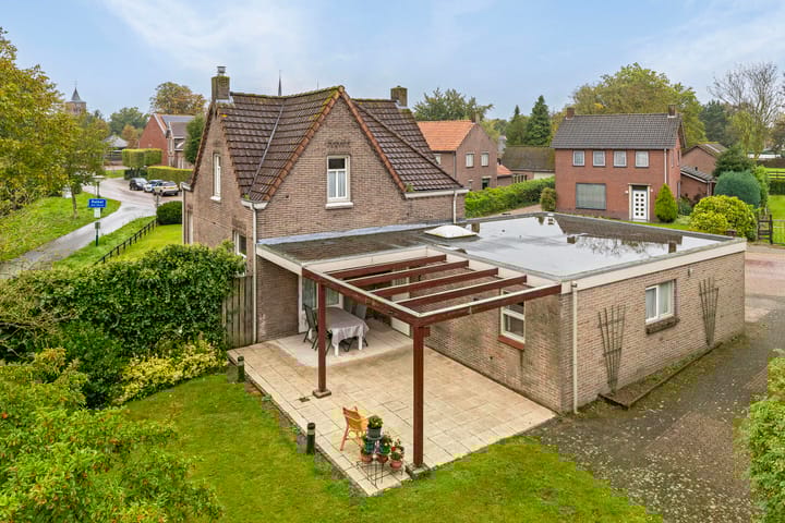 Foto 34 van Meerstraat 9