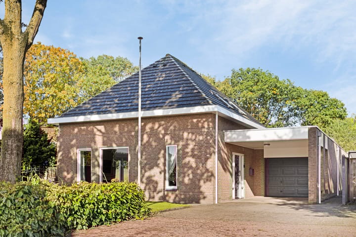 Photo 6 of Sint Annastraat 3