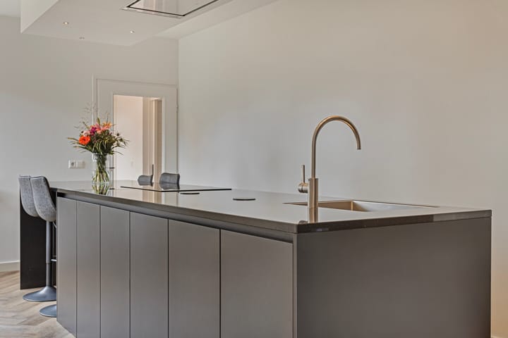 Photo 28 of Sint Annastraat 3