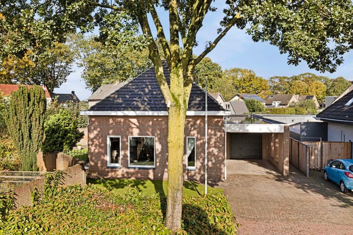 Photo 54 of Sint Annastraat 3