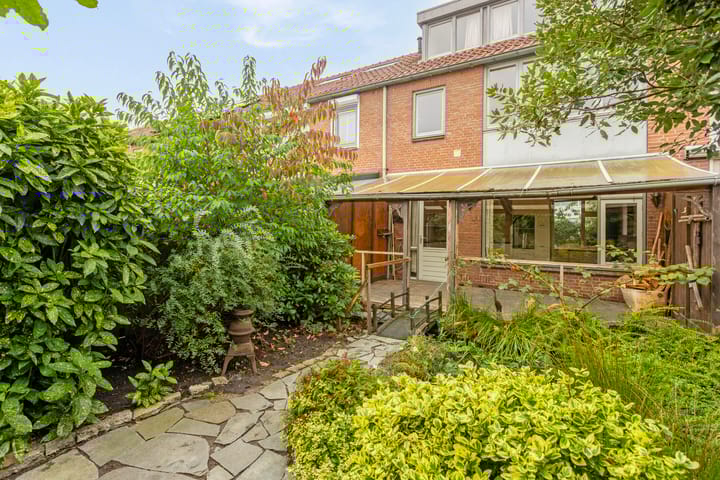 Foto 28 van Bruno Renardstraat 12