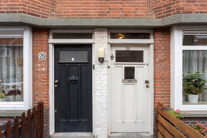 Bekijk foto 18 van Johan Gramstraat 22