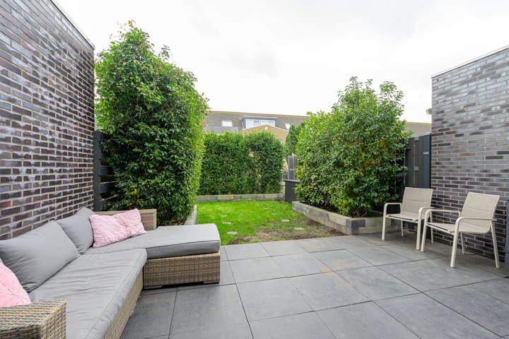 Foto 12 van Stella Agsteribbeland 11