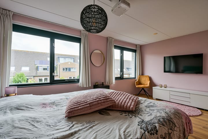 Foto 20 van Stella Agsteribbeland 11