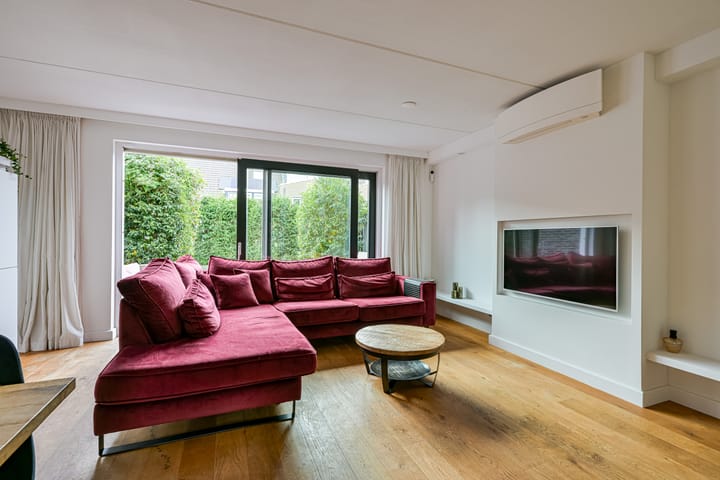 Foto 7 van Stella Agsteribbeland 11