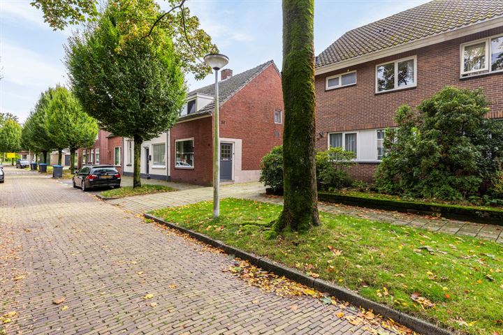 View photo 9 of Lekstraat 21