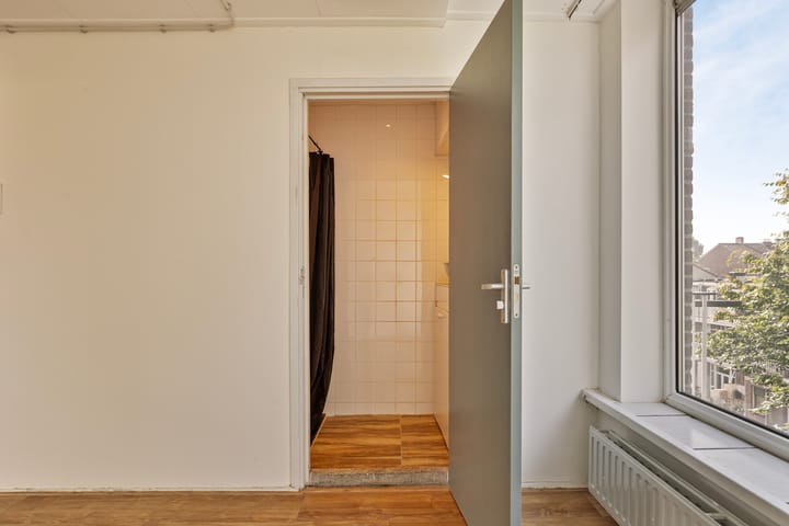 Foto 7 van Newtonplein 77