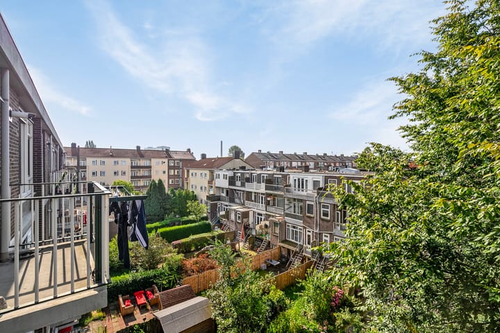 Foto 16 van Newtonplein 77