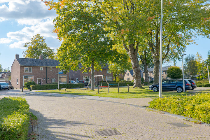 Bekijk foto 4 van Rhebruggenstraat 22