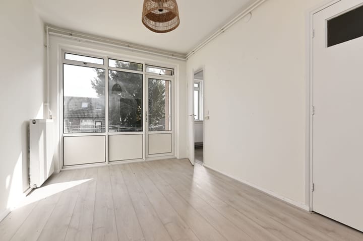 Foto 15 van Coevordenstraat 166