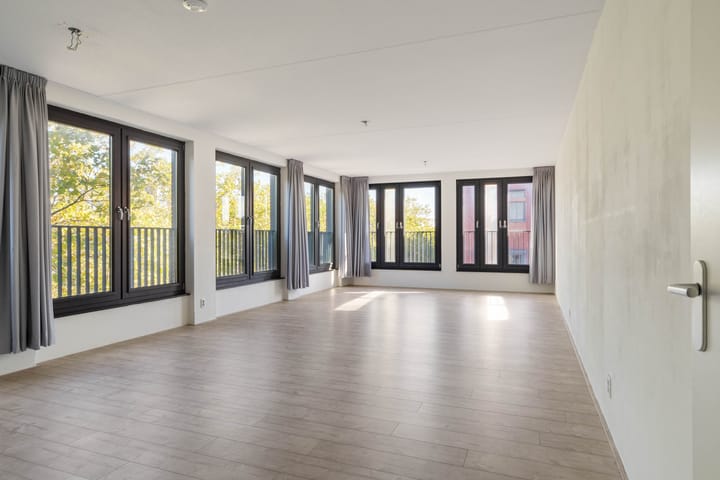 Foto 2 van Menno van Coehoornstraat 87