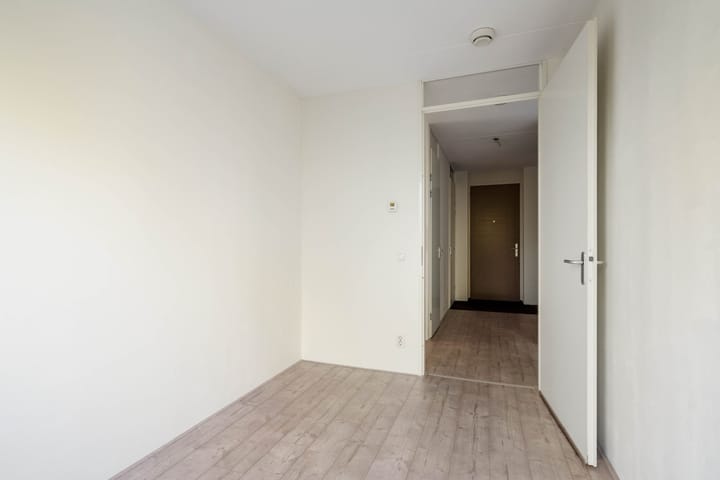 Foto 25 van Menno van Coehoornstraat 87