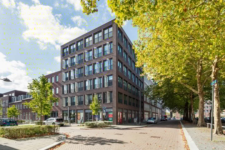 Foto 36 van Menno van Coehoornstraat 87