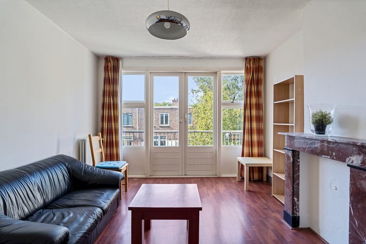 Photo 2 of Hugo de Grootstraat 304