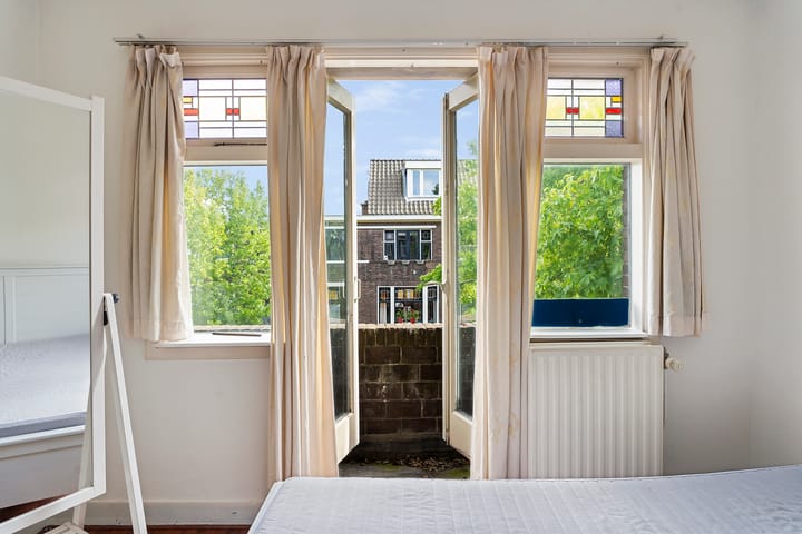 Photo 3 of Hugo de Grootstraat 304