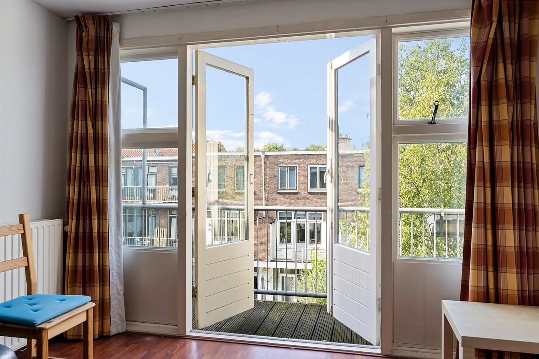 Photo 13 of Hugo de Grootstraat 304