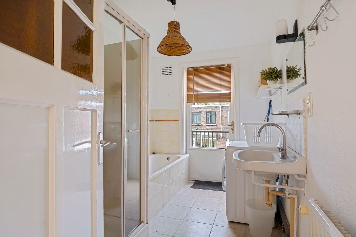 Photo 19 of Hugo de Grootstraat 304