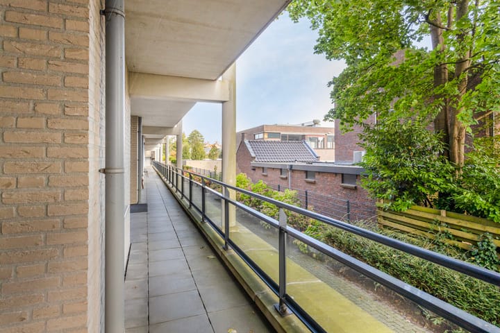 Foto 11 van Anna van Burenstraat 41