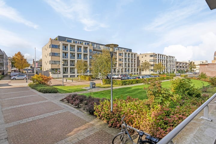 Foto 18 van Anna van Burenstraat 41