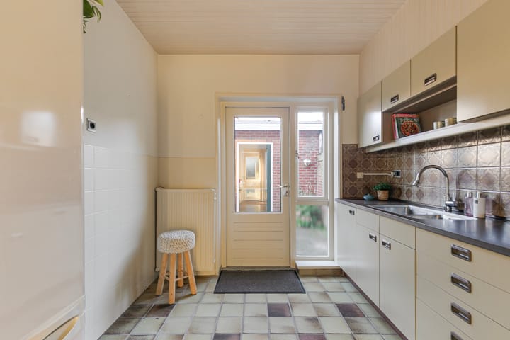 Foto 3 van Hobbemastraat 11