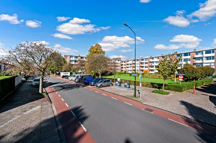 Foto 26 van Prins Hendrikplein 75