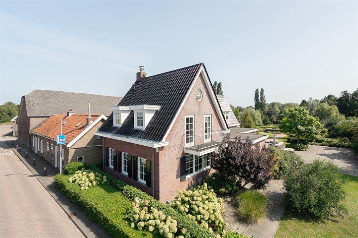 View photo 58 of Pruimendijk 348