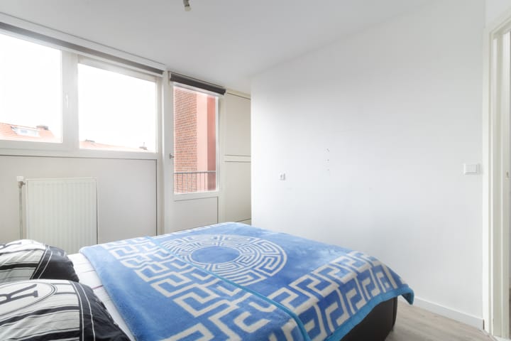 Photo 20 of Lange Singelstraat 105-C