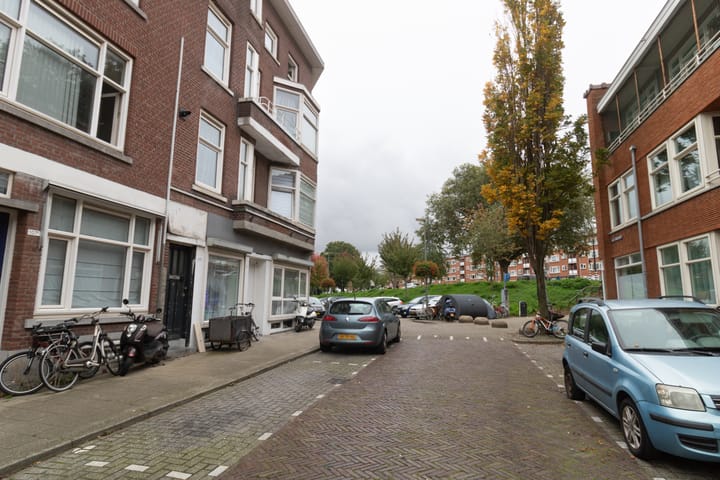 Photo 32 of Lange Singelstraat 105-C