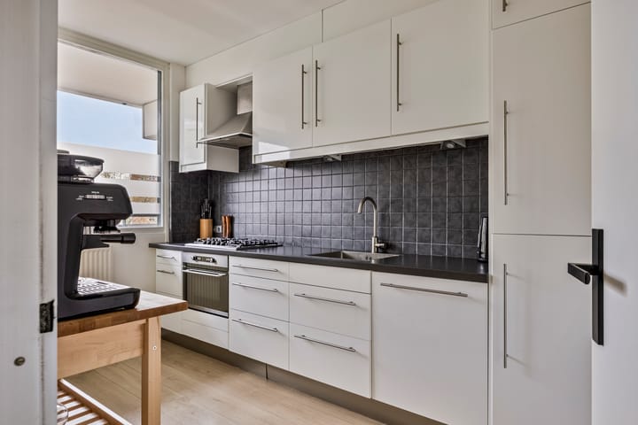 Foto 17 van Jan Luykenlaan 252