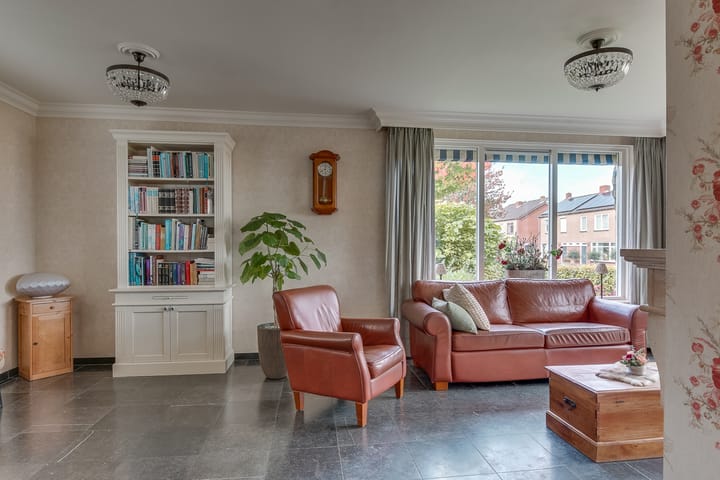 Foto 11 van Jan Luikenstraat 2