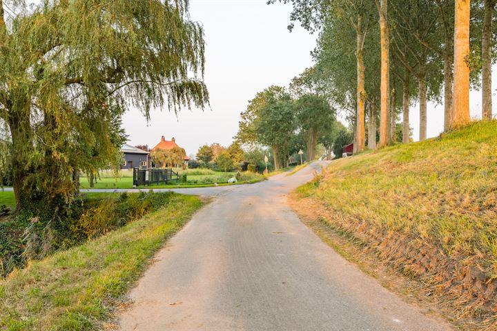 View photo 77 of Zuidzijdsedijk 3