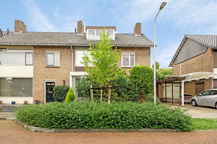 Bekijk foto 41 van Perzikstraat 5