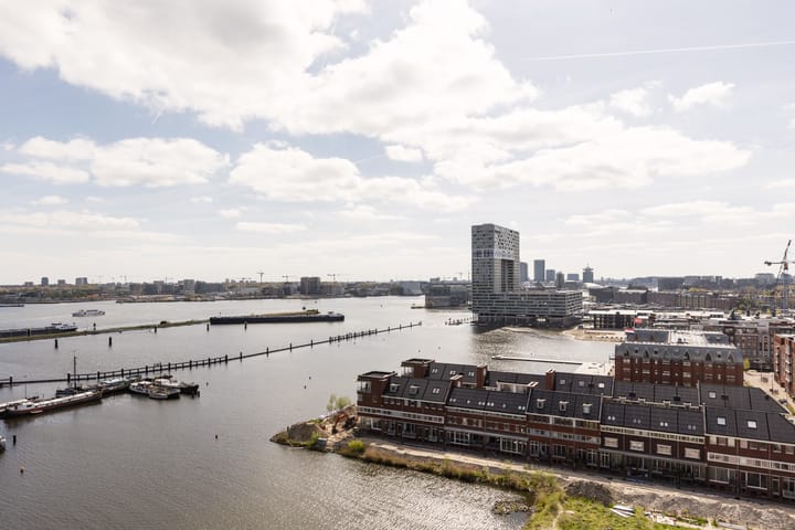 Foto 24 van Haparandaweg 910-A