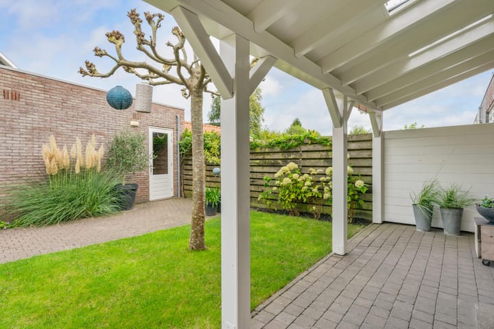 Foto 30 van Buitenrust 1