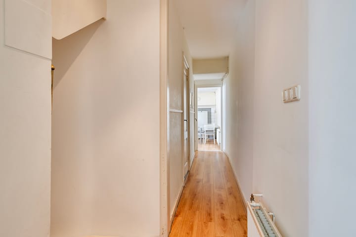 Photo 12 of Denneweg 21