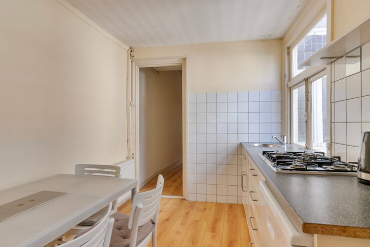 Photo 15 of Denneweg 21