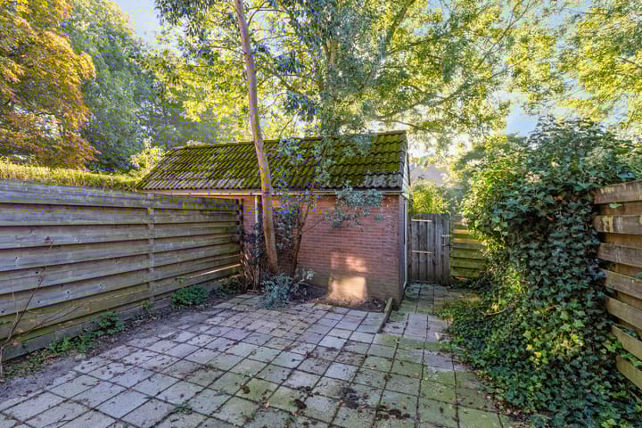 Foto 3 van Woerdes 43